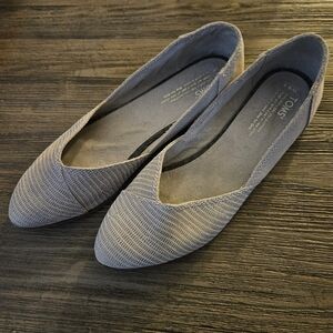 TOMS Women's Jutti Flats Textured Suede Ballet Flats Shoes Taupe Sz 9.5